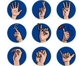 Украина научит школы жестовому языку
