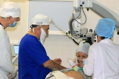 Башкирские врачи стажируются на проведение кохлеарной имплантации