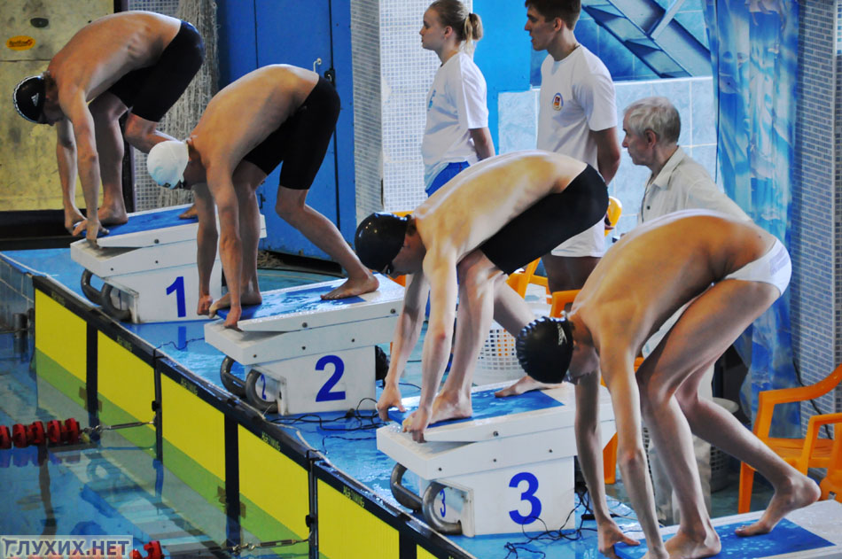 Через миг спортсмены прыгнут за медалями. Фото «Глухих.нет»