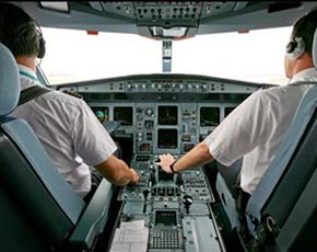 Самолёты падают из-за глухих пилотов?