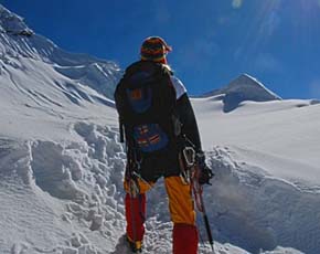 Глухой альпинист из Адыгеи покорил Гималаи