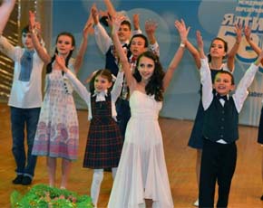 Театр Танца для глухих и слабослышащих детей «Слышащие сердцем» принял участие в хореографическом фестивале