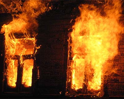 Глухой саратовец устроил пожар в многоквартирном доме